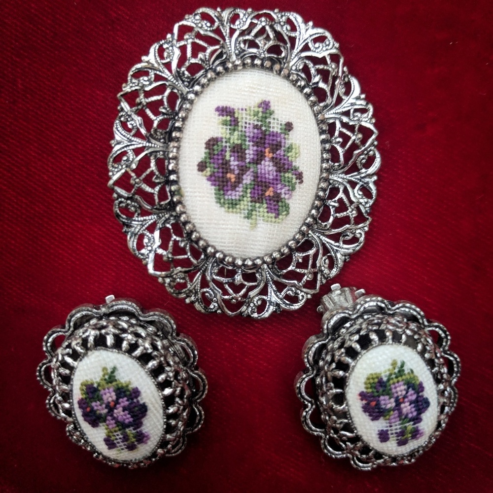 Vintage cross stitch bouquet brooch & earings set